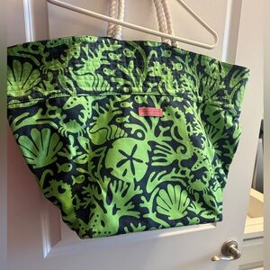 Vineyard Vines Green & Navy Sea Life Tote Bag